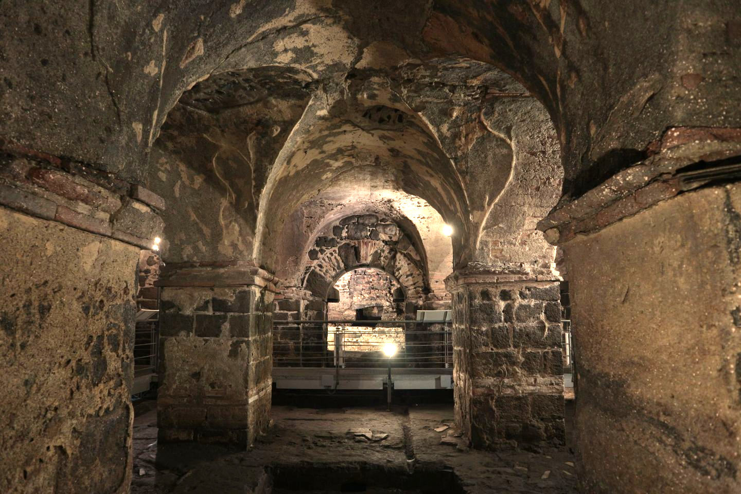 Catania sommersa: walking tour attraverso le bellezze archeologiche